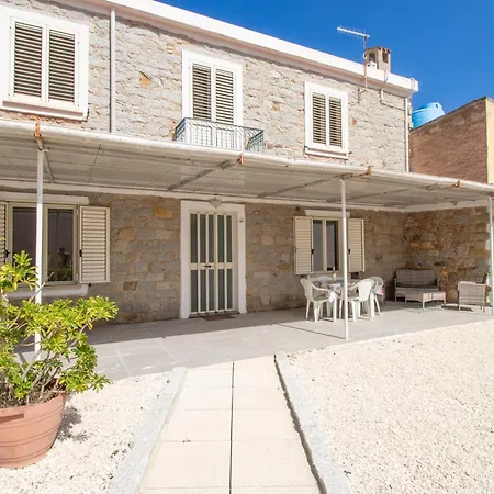 Casa vacanze Sa Domu De S'ortu *